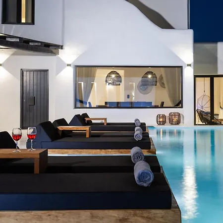 Villa Lkm 5 Bedrooms Black Royal I Mykonos Psarou *